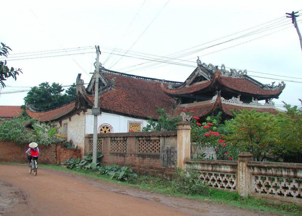 Đình làng ở Hương Canh